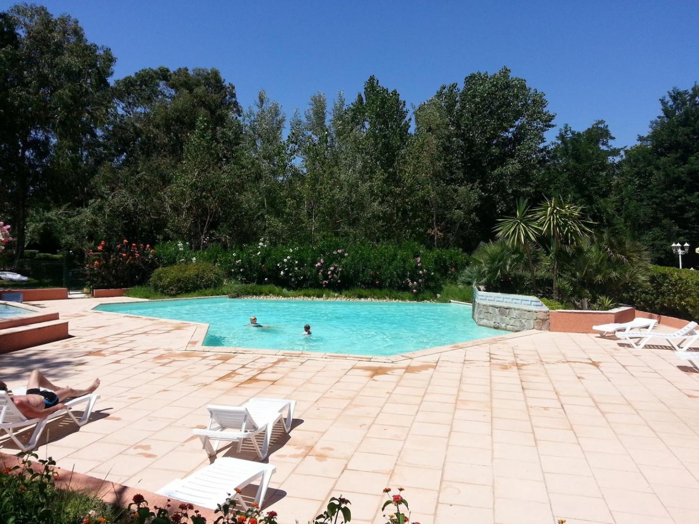 Camping Avec Piscine Porticcio Ajaccio Corse CAMPING BENISTA